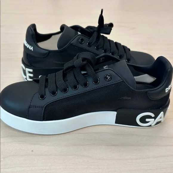 Dolce & Gabbana Black and White Logo Sneakers, new in box. Dust bag included - Picture 9 of 14